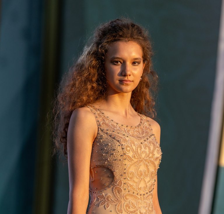 QNgaX4gvZys-846feb3efcaab639538b0c68a76d57c9