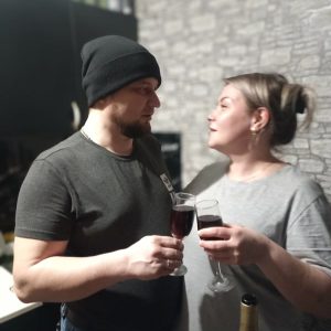 Роман - Девчонка не плачет